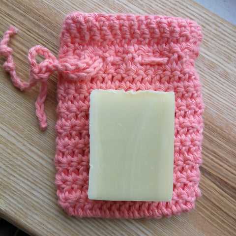 Knitted soap bag pattern