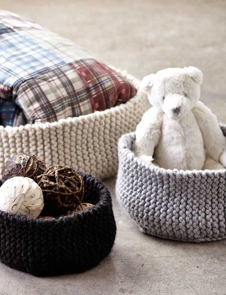 Knitted storage baskets free pattern