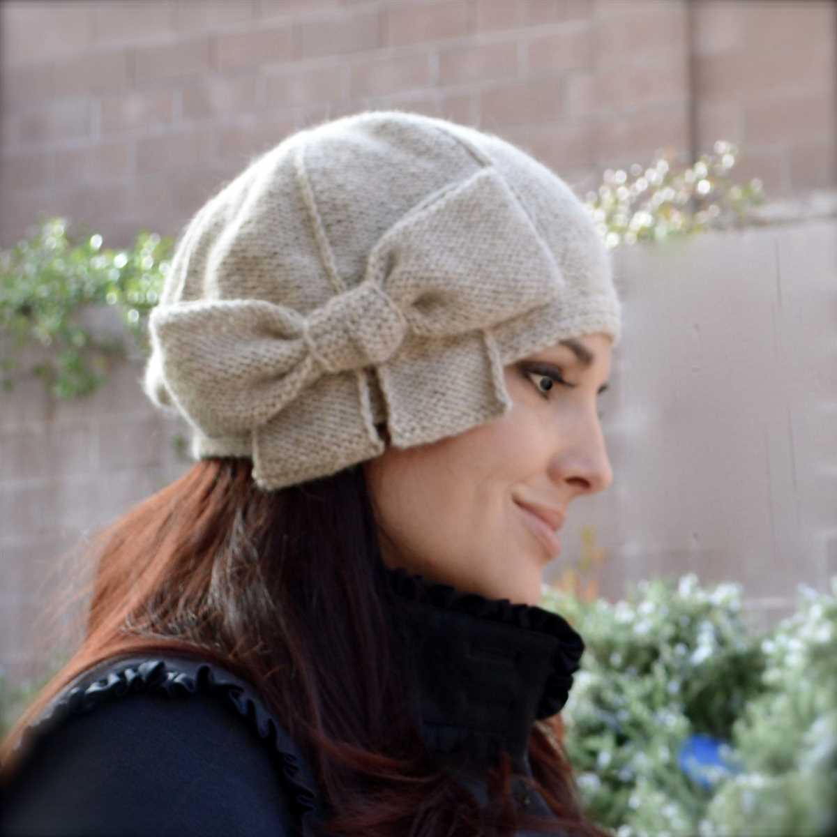 Knitted cloche pattern