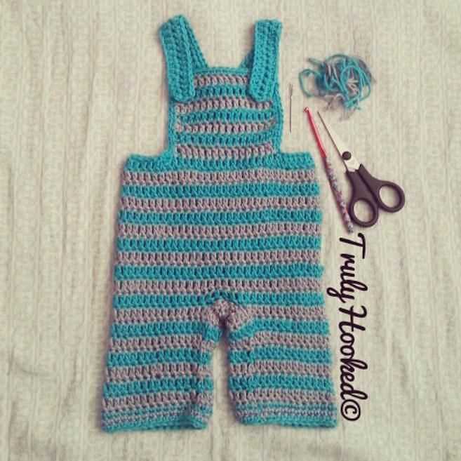 Knitted dungarees pattern