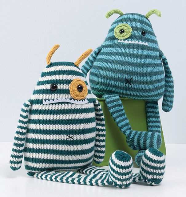 Knitted monster pattern