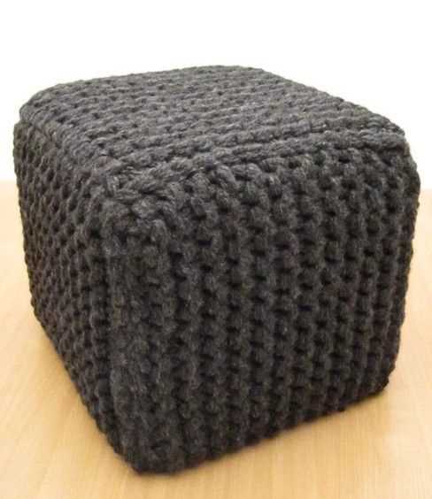 Knitted pouf pattern