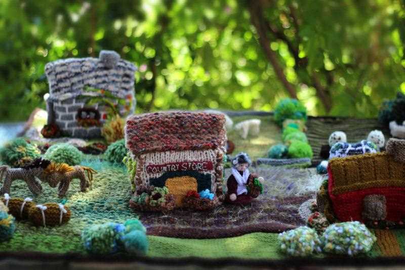 Knitted village patterns