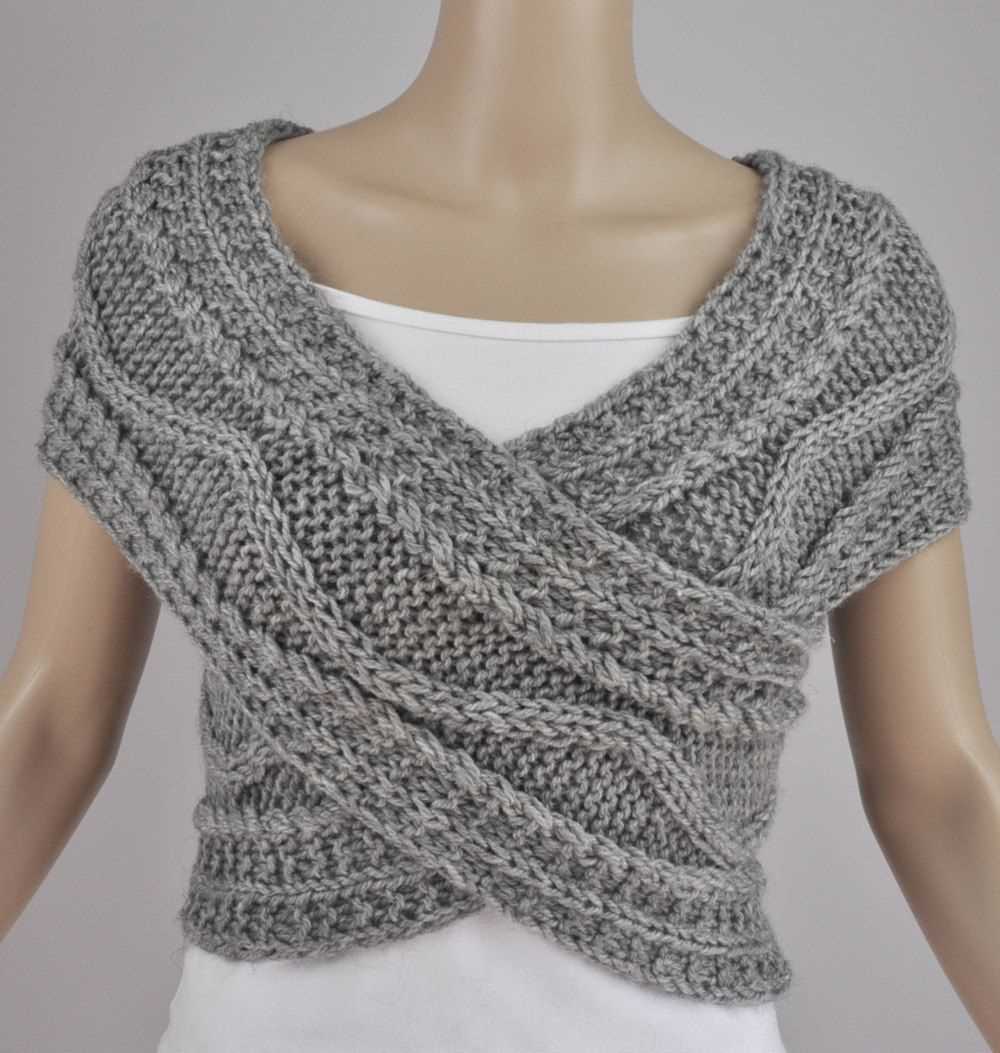 Knitted women's scarf pattern