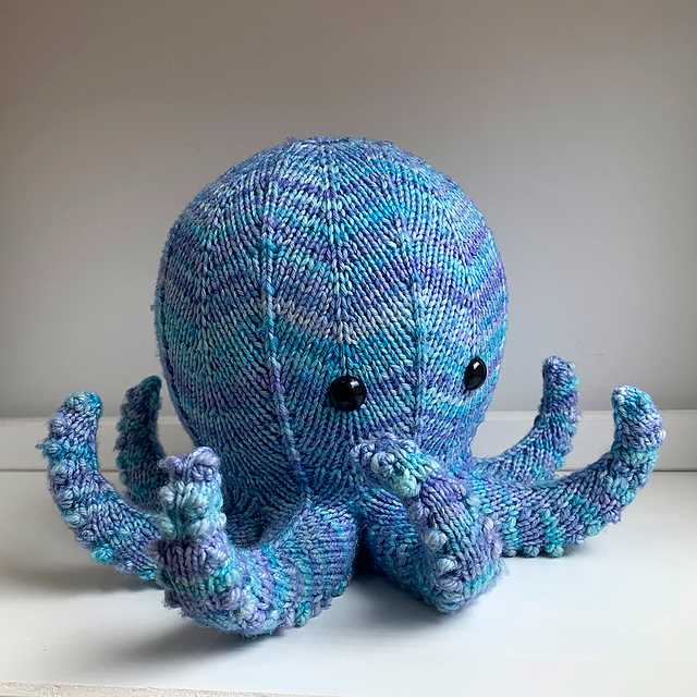 Knitting pattern for octopus