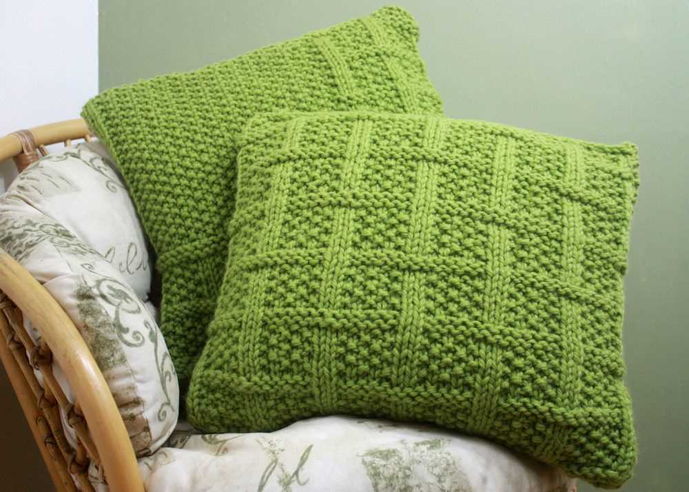 Knitting patterns for chair backs