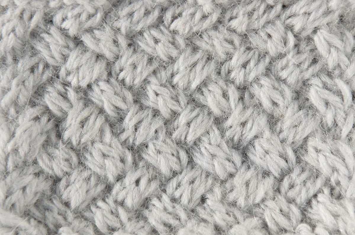 Knitting a klaffate patterns