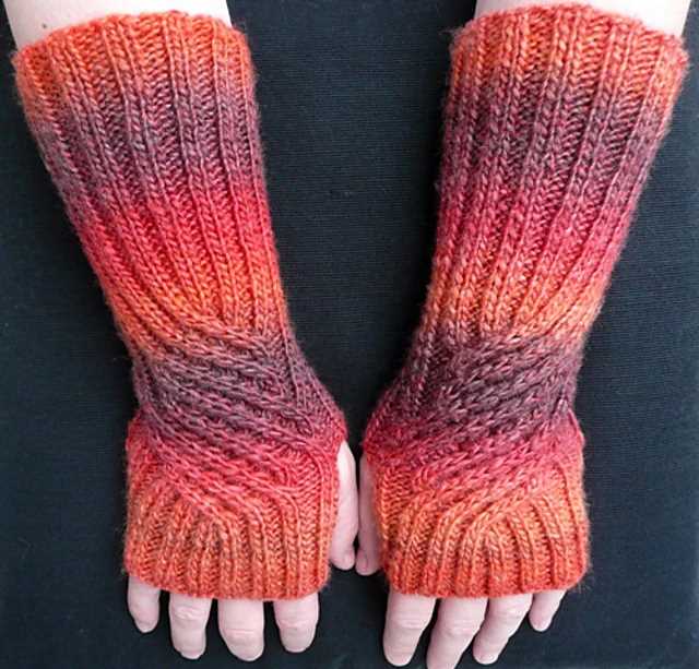 Knitting pattern arm warmers