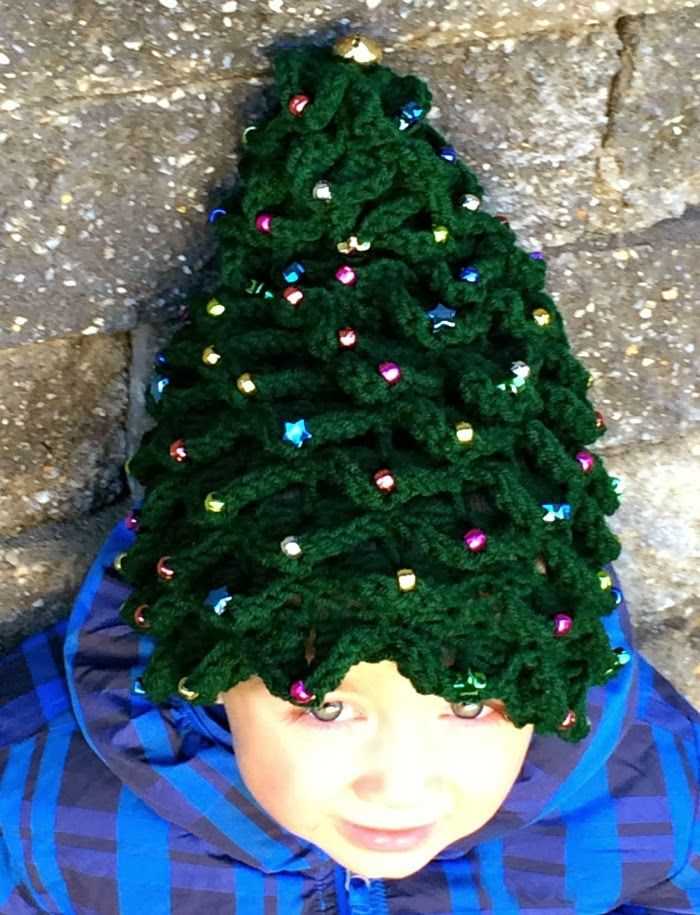 Knitting pattern for christmas tree hat