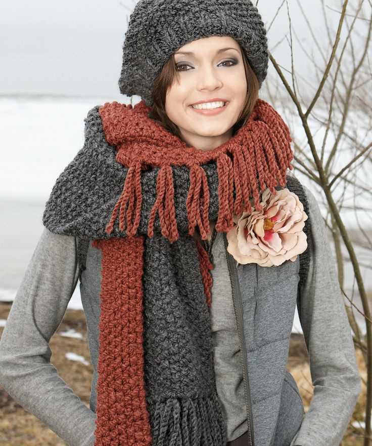 Knitting pattern for hat with scarf attached