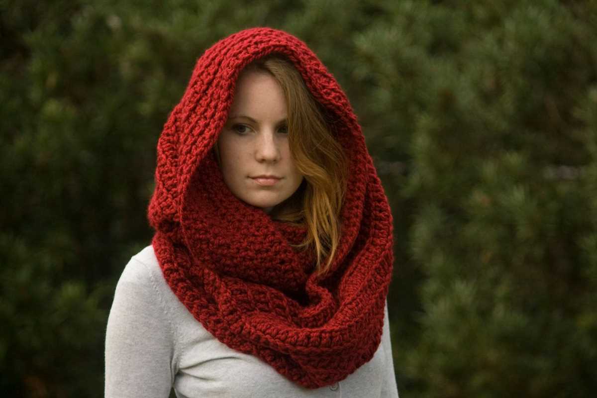 Knitting pattern infinity scarf hood