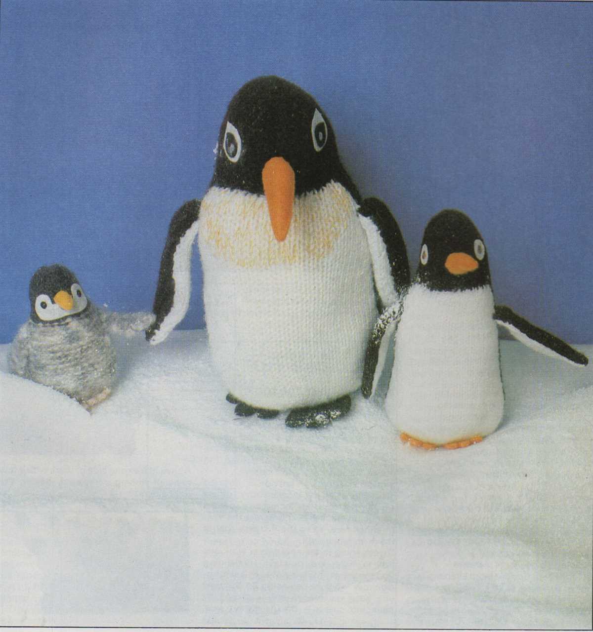 Knitting pattern penguin