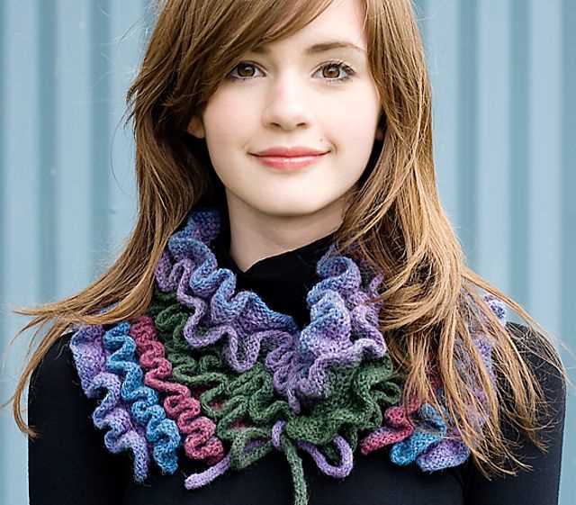 Knitting patterns scarves and cowls