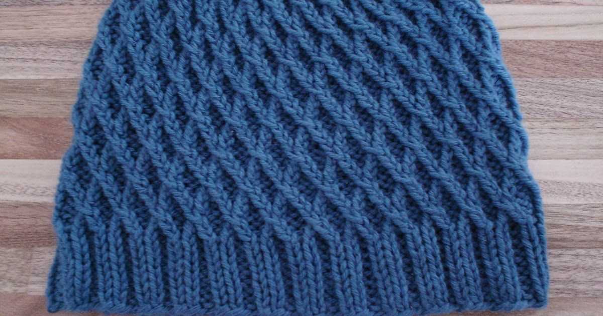 Knots of love knitted hat patterns