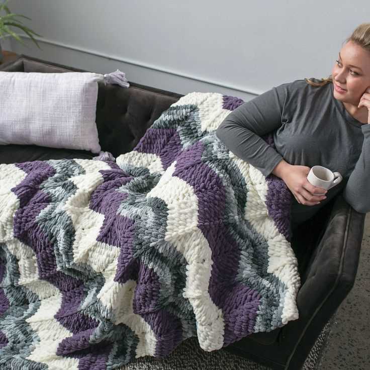 Loopy blanket knitting pattern