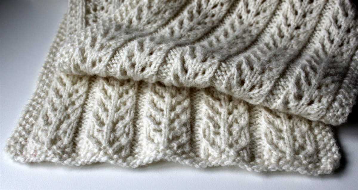 Pretty knit scarf pattern