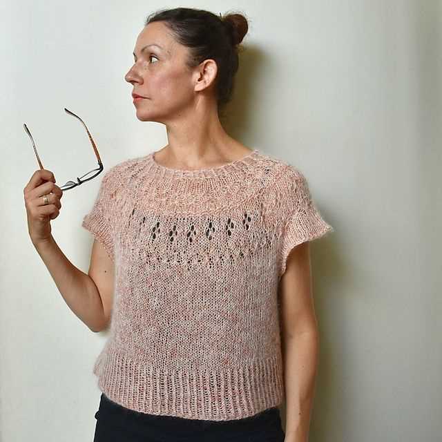 Ranunculus sweater knitting pattern