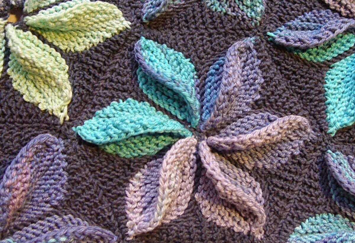 Ravelry free knitted flower patterns