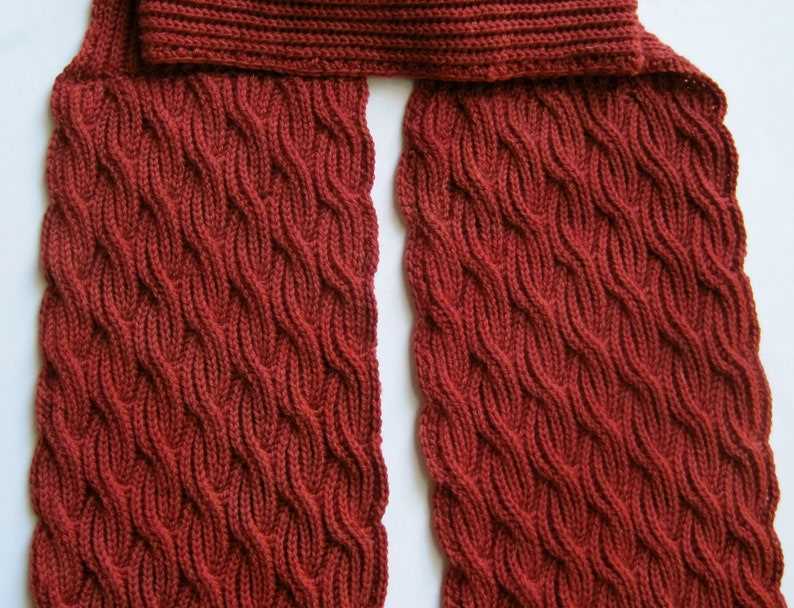 Single cable knit scarf pattern