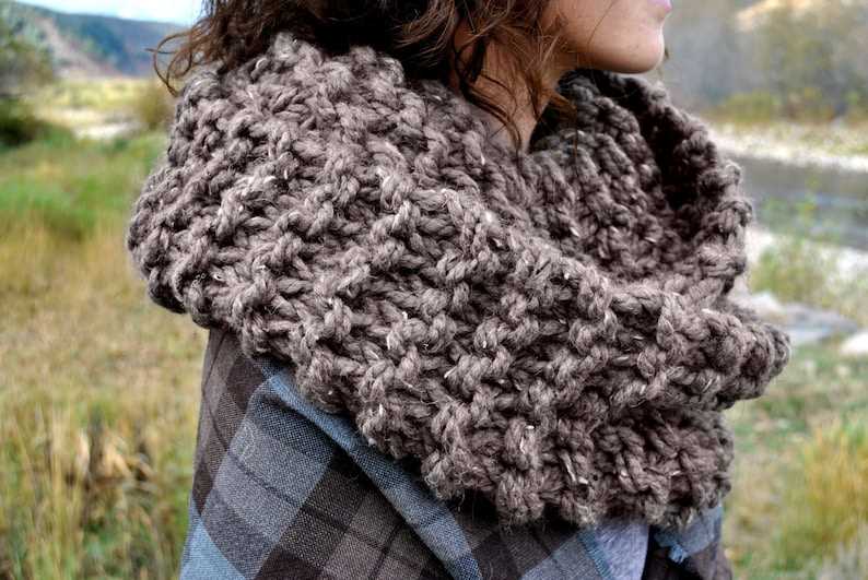 Super chunky cowl knitting pattern