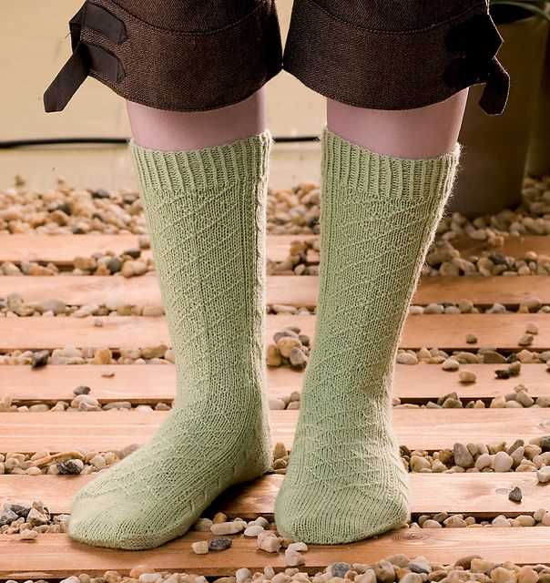 Thick sock knitting pattern