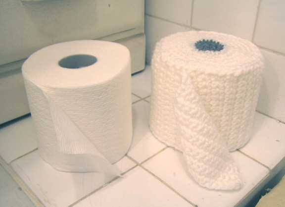 Toilet roll cover knitting pattern