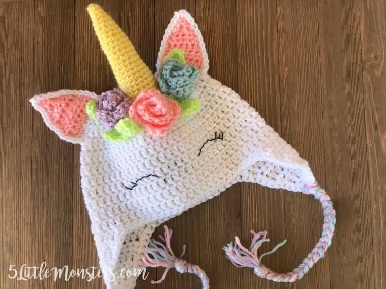 Unicorn hat knitting pattern