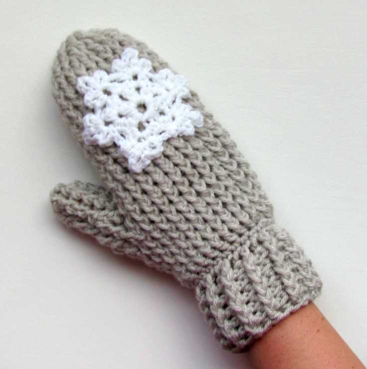 Worsted weight knit mitten pattern