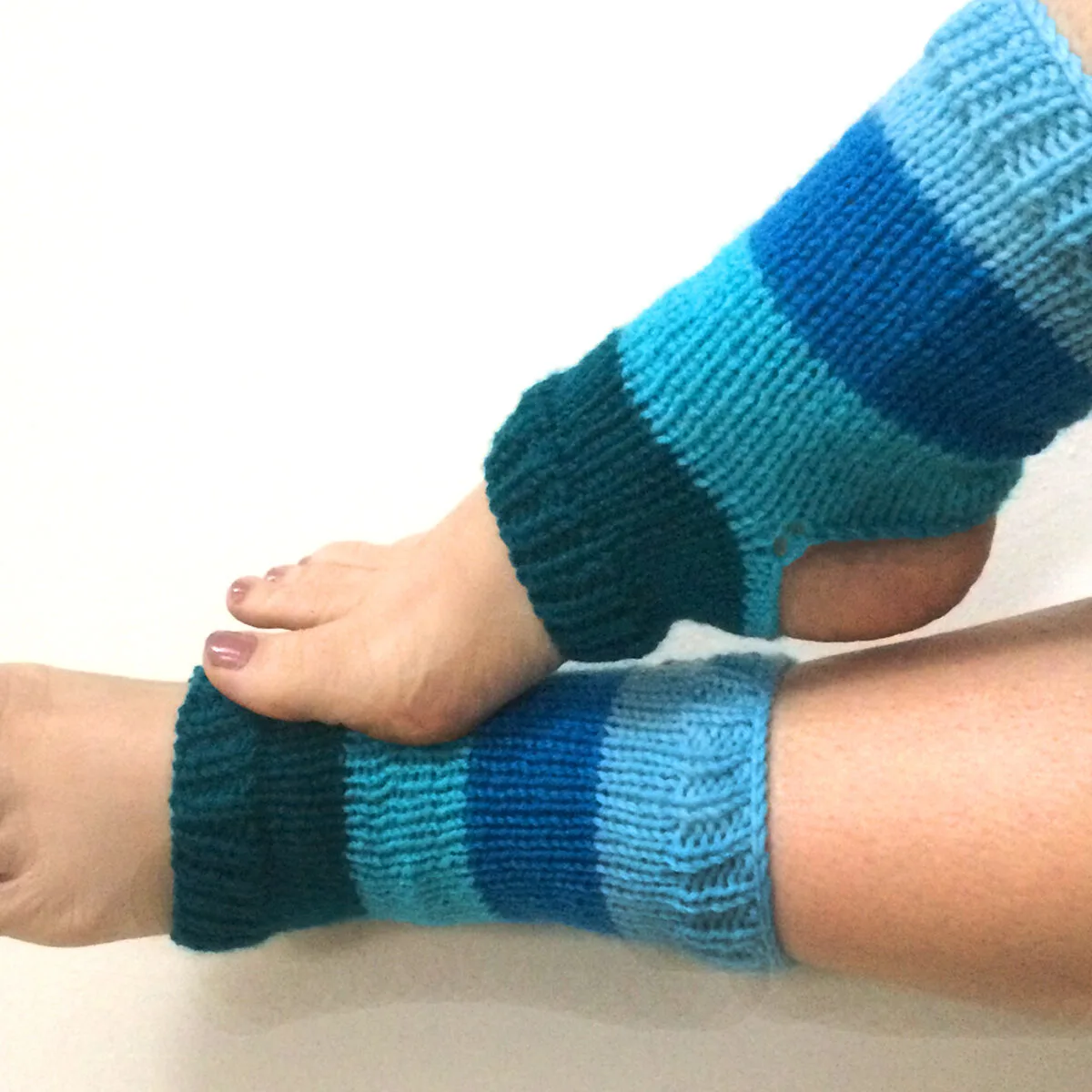 Yoga sock knitting pattern