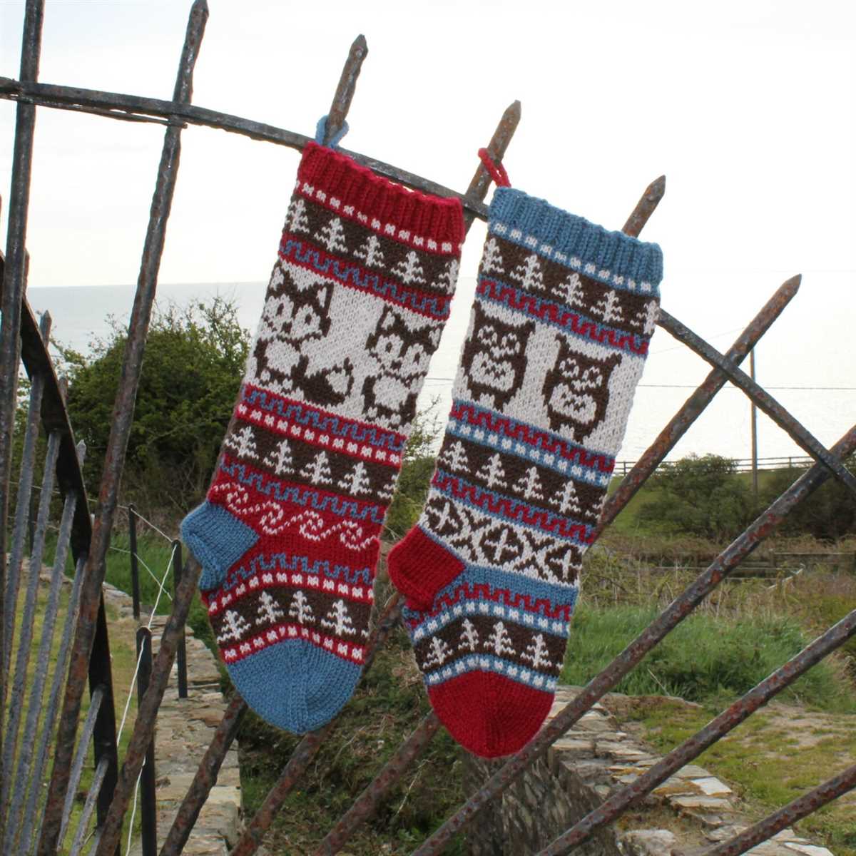 Knitted christmas stocking patterns fair isle