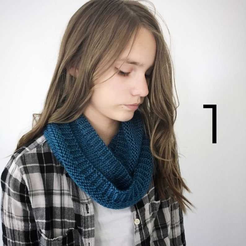 Knit infinity scarf pattern in the round