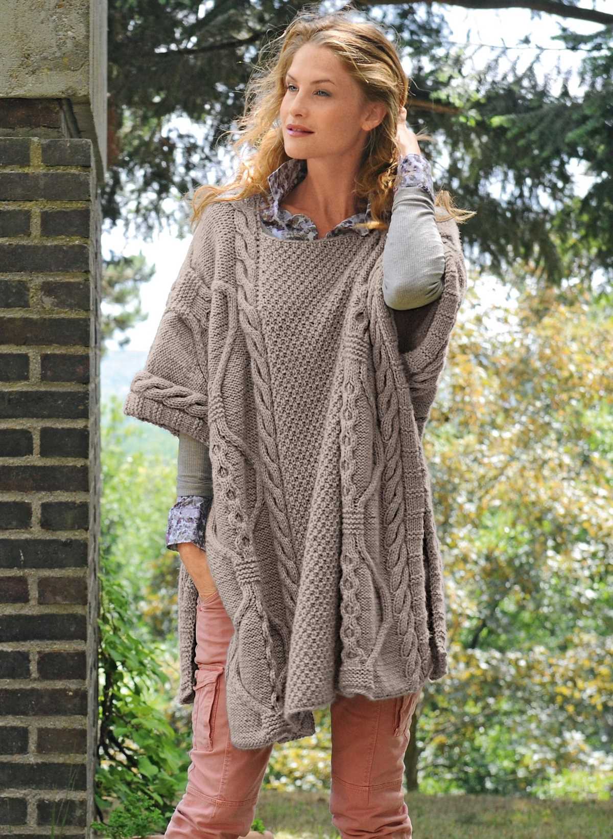 Aran poncho knitting pattern free