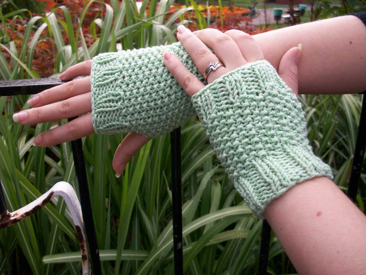 Arm warmers knitting pattern straight needles