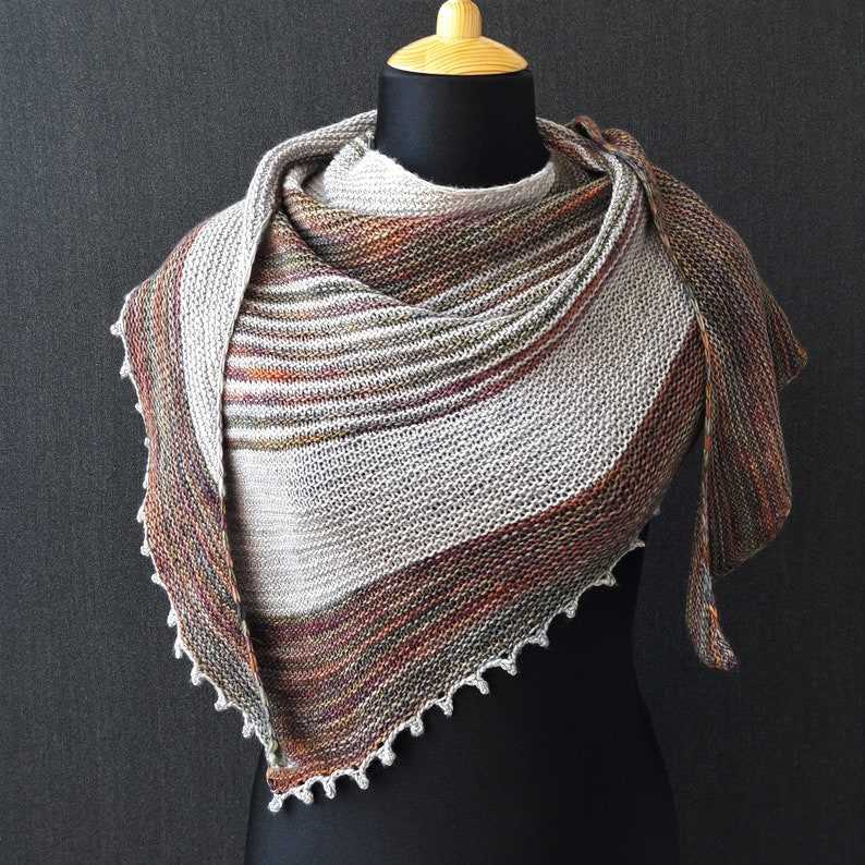 Asymmetrical triangle shawl knitting pattern