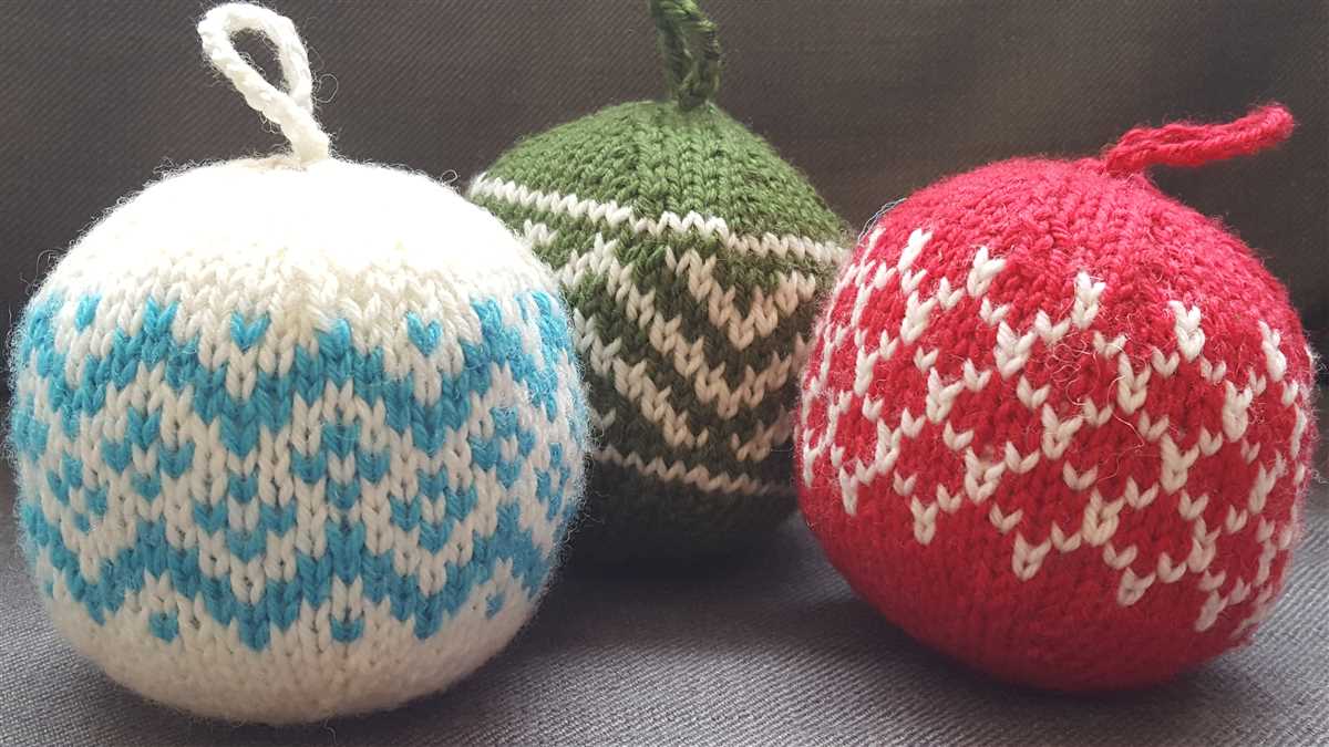 Bauble knitting pattern