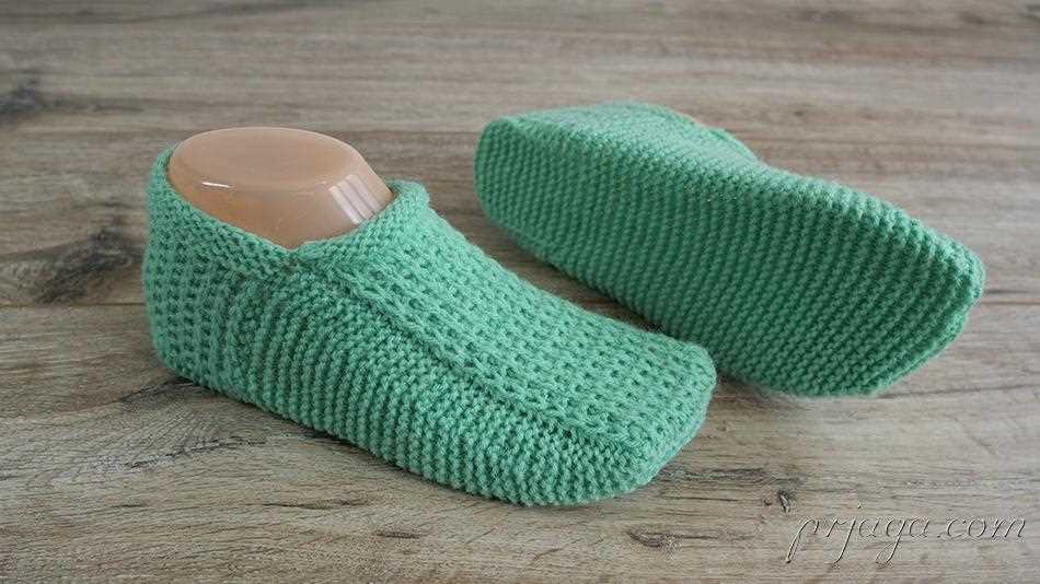 Beginner knitted slipper pattern