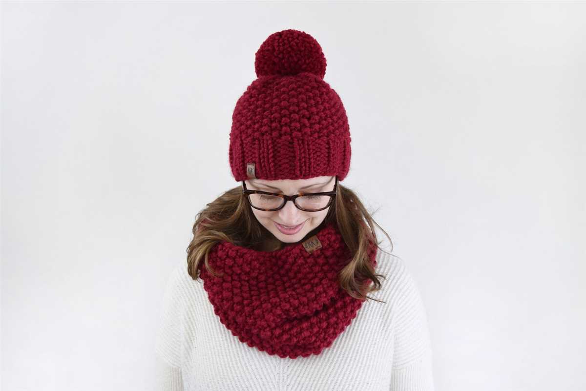 Knitted hat and scarf patterns