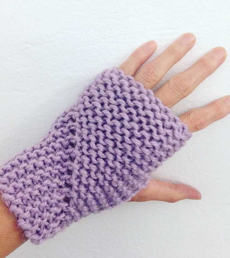 Fingerless gloves knitting pattern flat