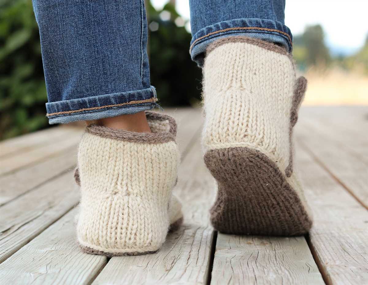 Bulky slippers knitting pattern