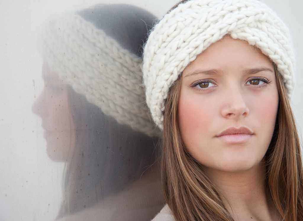 Bulky yarn knit headband pattern