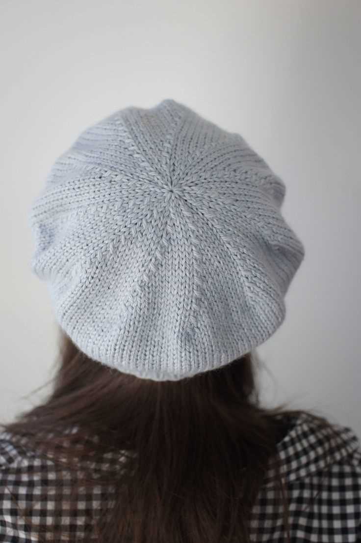 Simple knitted beret pattern