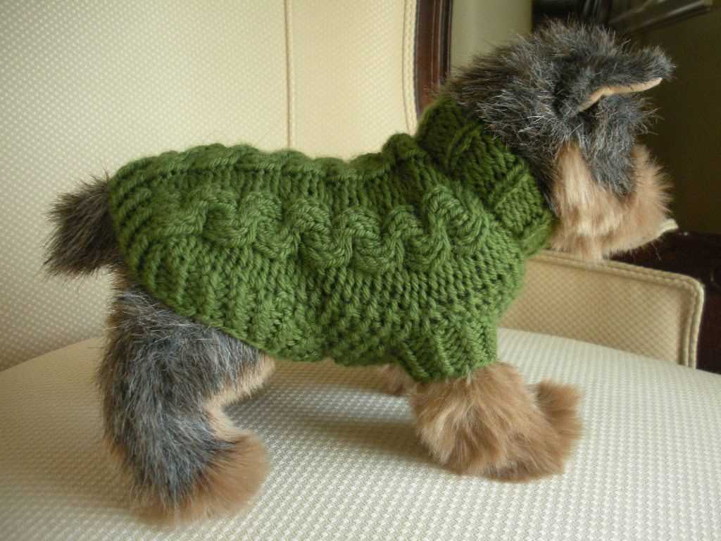 Cable knit dog sweater pattern