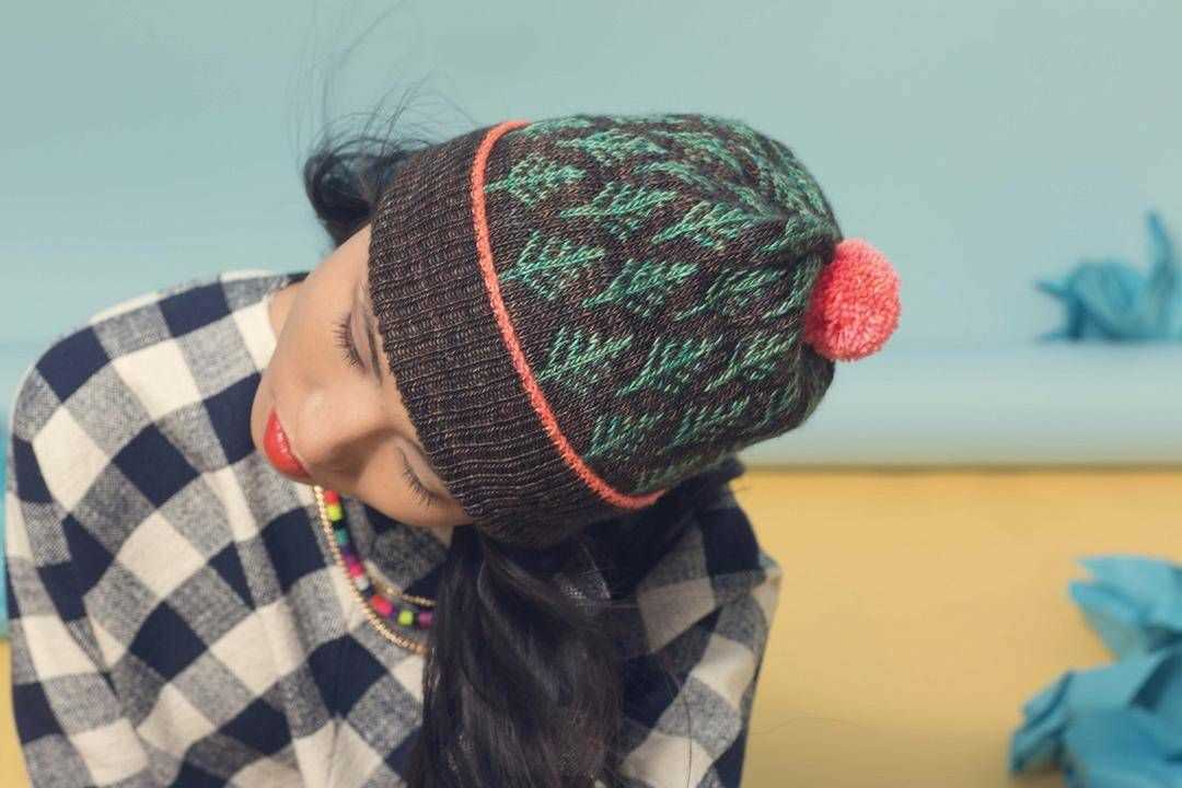 Candy cane hat knitting pattern