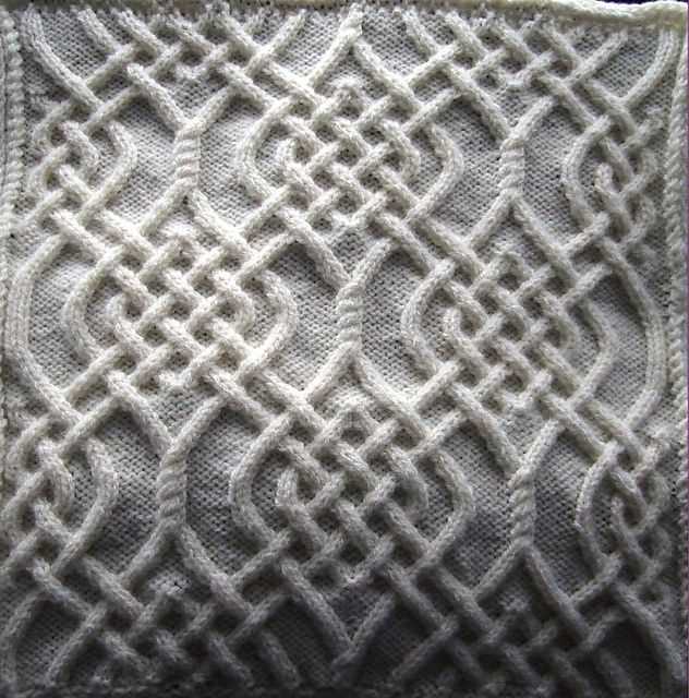 Celtic knot knitting pattern