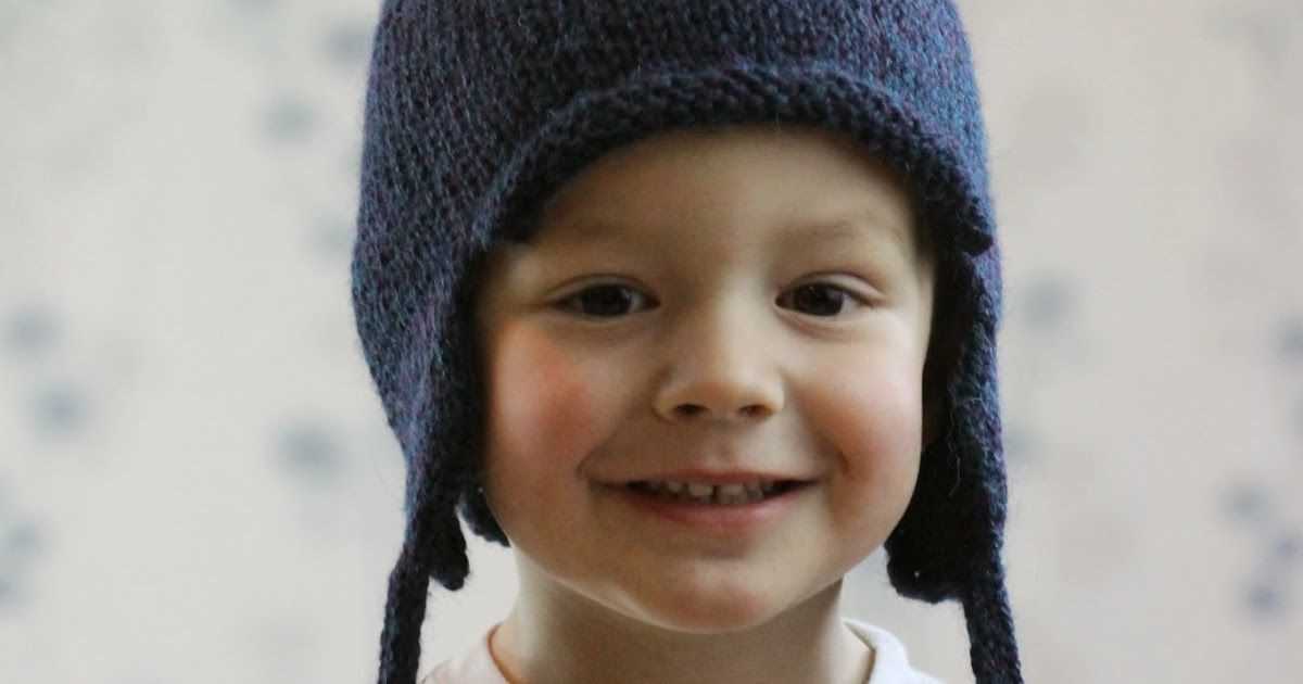 Children's earflap hat knitting pattern