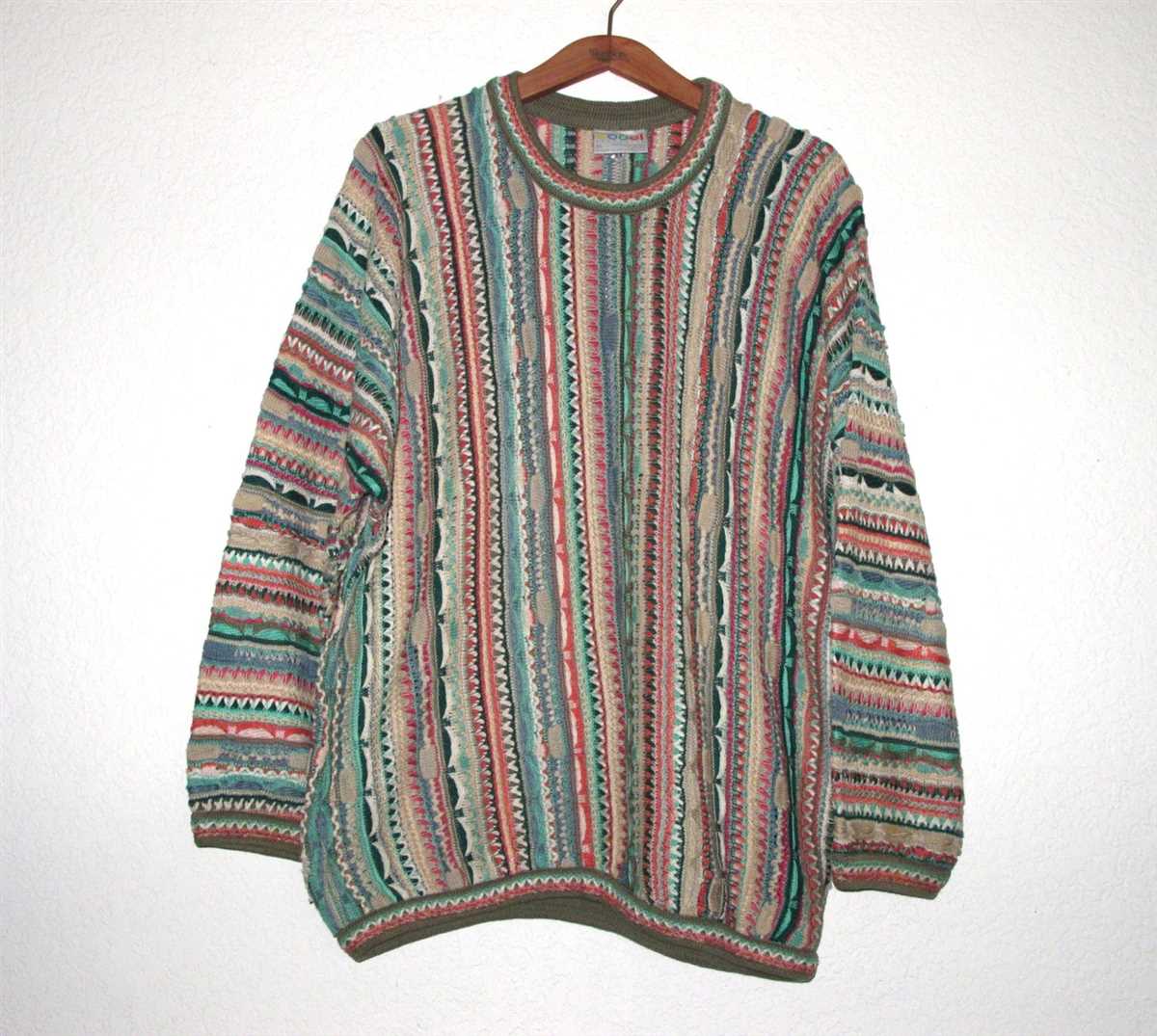 Get cozy with this unique Coogi sweater knitting pattern