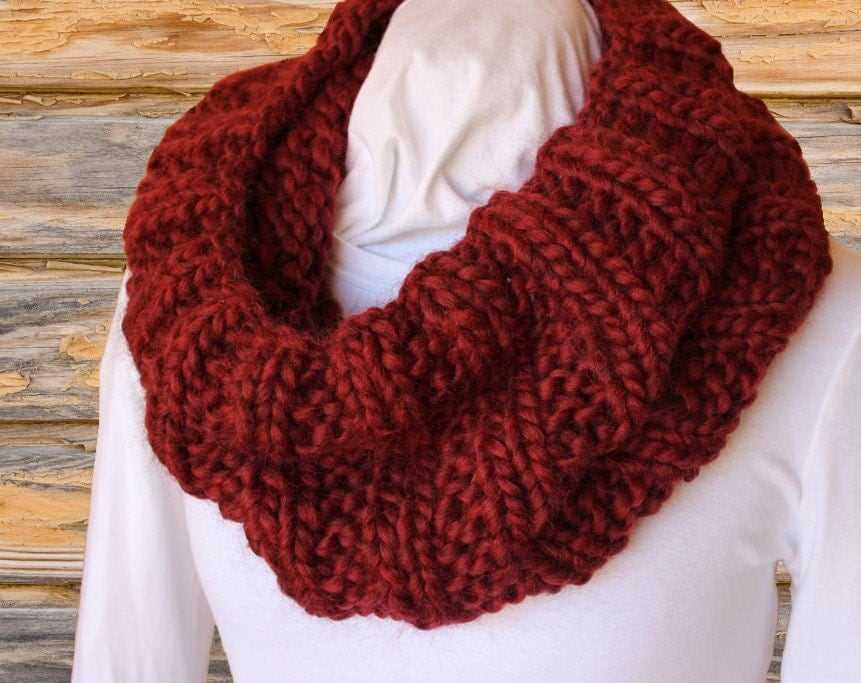 Cowl patterns knitted in the round