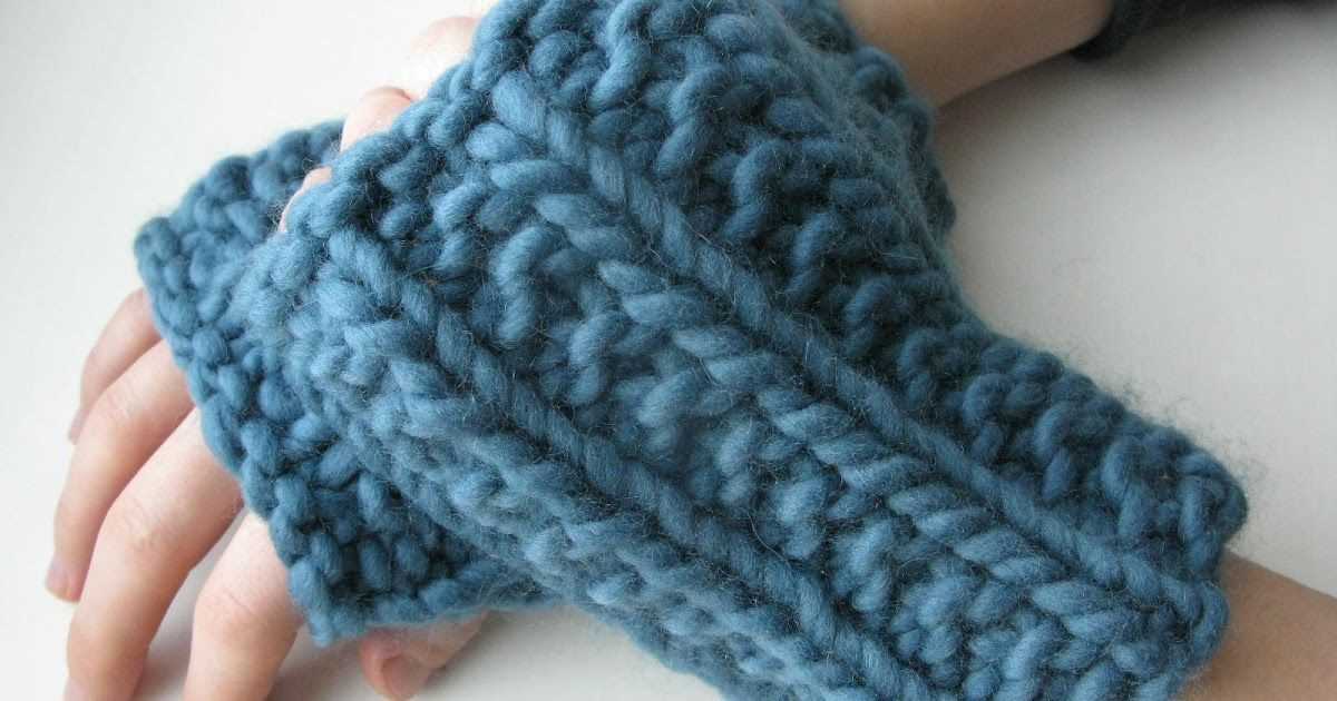 Easy knit hand warmer pattern