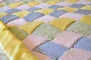 Free entrelac blanket knitting pattern