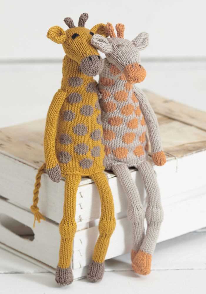 Knitted giraffe toy pattern